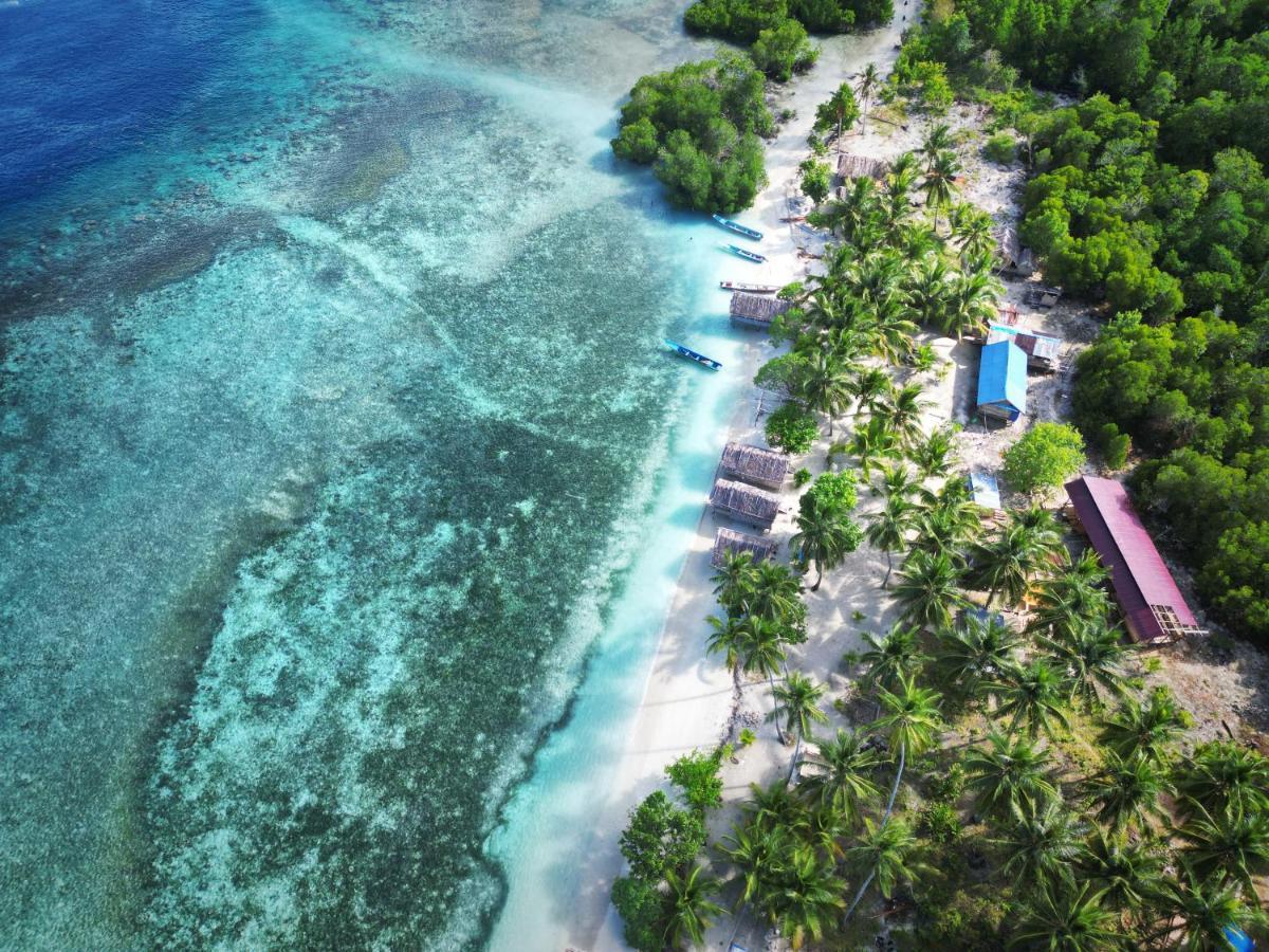 West Mansuar Homestay Pulau Mansuar Екстер'єр фото